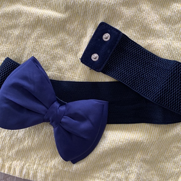 Retro navy blue elastic belt with bow - Picture 4 of 7